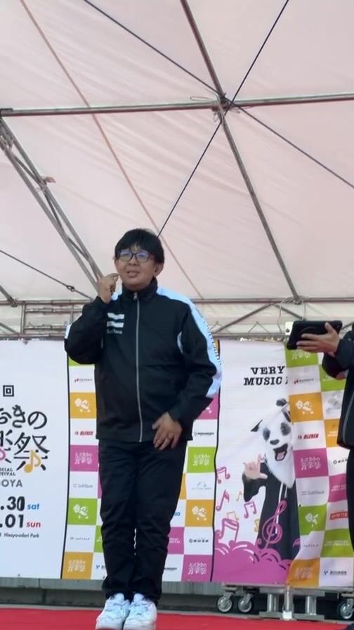#ソフトバンク名古屋
#とっておきの音楽祭in名古屋
#手話 
#聾者 #スマホ教室