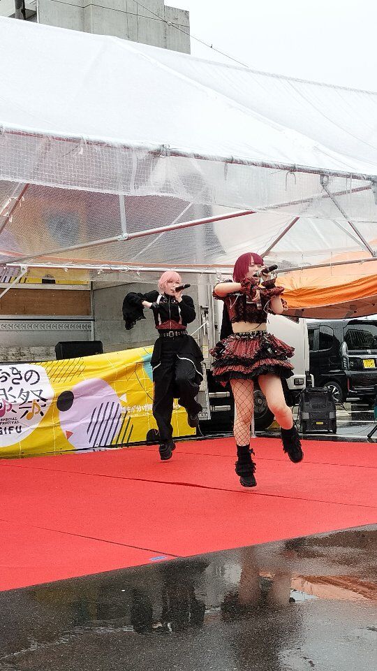 5月17日（土）出演くださった
アリビオさん！

可愛くてかっこいいステージを
誠にありがとうございました！！
会場全体が一体となりました！！

🌈「とっておきの音楽祭」とは…🌈

障がいのある人もない人も高齢者も子供も、
一緒に音楽を楽しみながら心のバリアフリーを目指すことを趣旨に
開催される無料の街角コンサートです。

音楽は世界共通言語。
音楽という多くの人たちが親しみやすく
関わりやすいイベントをきっかけにして

「心のバリアフリー」に目を向ける人がひとりでも多くなるようにと願っています。

障がいのある人もない人も、
誰もが分け隔てなくと言うコンセプトでは…
日本最大級のイベントです。

#第四回とっておきの音楽祭in岐阜
#とっておきの音楽祭
#とっておきの音楽祭in岐阜
#パンダ老師
#OFFICEPANDA
#チャレンジドアーティスト
#アルコール
#屋外イベント
#アリビオ