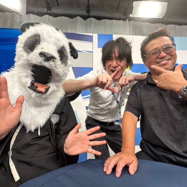 スターキャットケーブルテレビにて
収録してきました！

パンダ老師の冠番組！
「パンダでござる」

第三週土曜日
21:45〜22:00
スターキャットケーブルテレビにて
放送予定！！

初回は、7月19日（土）放送！

6月〜12月まで、計6回の放送を
お楽しみに！！

#スターキャットケーブルテレビ
#ケーブルテレビ
#パンダ老師
#パンダでござる
#OFFICEPANDA
#とっておきの音楽祭 
#とっておきの音楽祭岐阜 
#とっておきの音楽祭名古屋